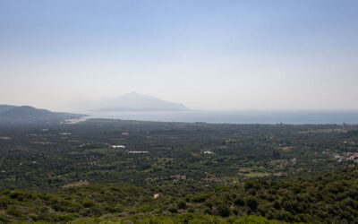 Vue panoramique de la plaine de Chora